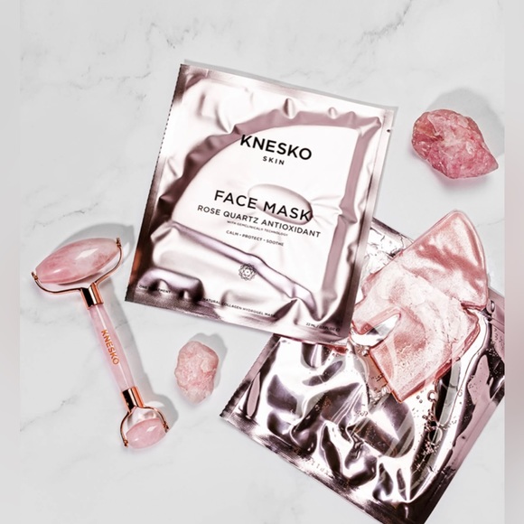 NWT Knesko Skin
Rose Quartz Antioxidant Kit - Picture 2 of 6
